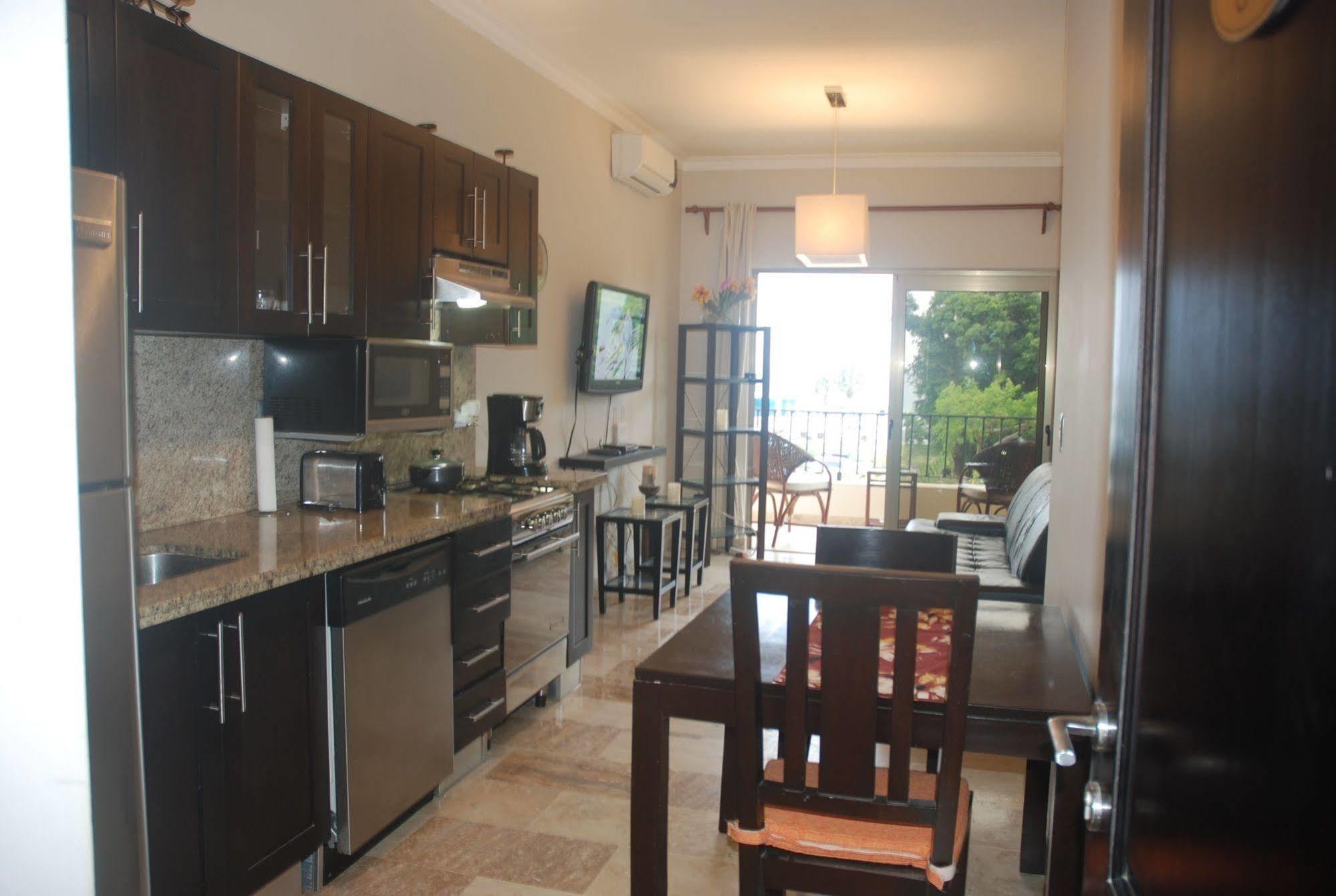 E&J Beach Condo Sosúa Екстериор снимка